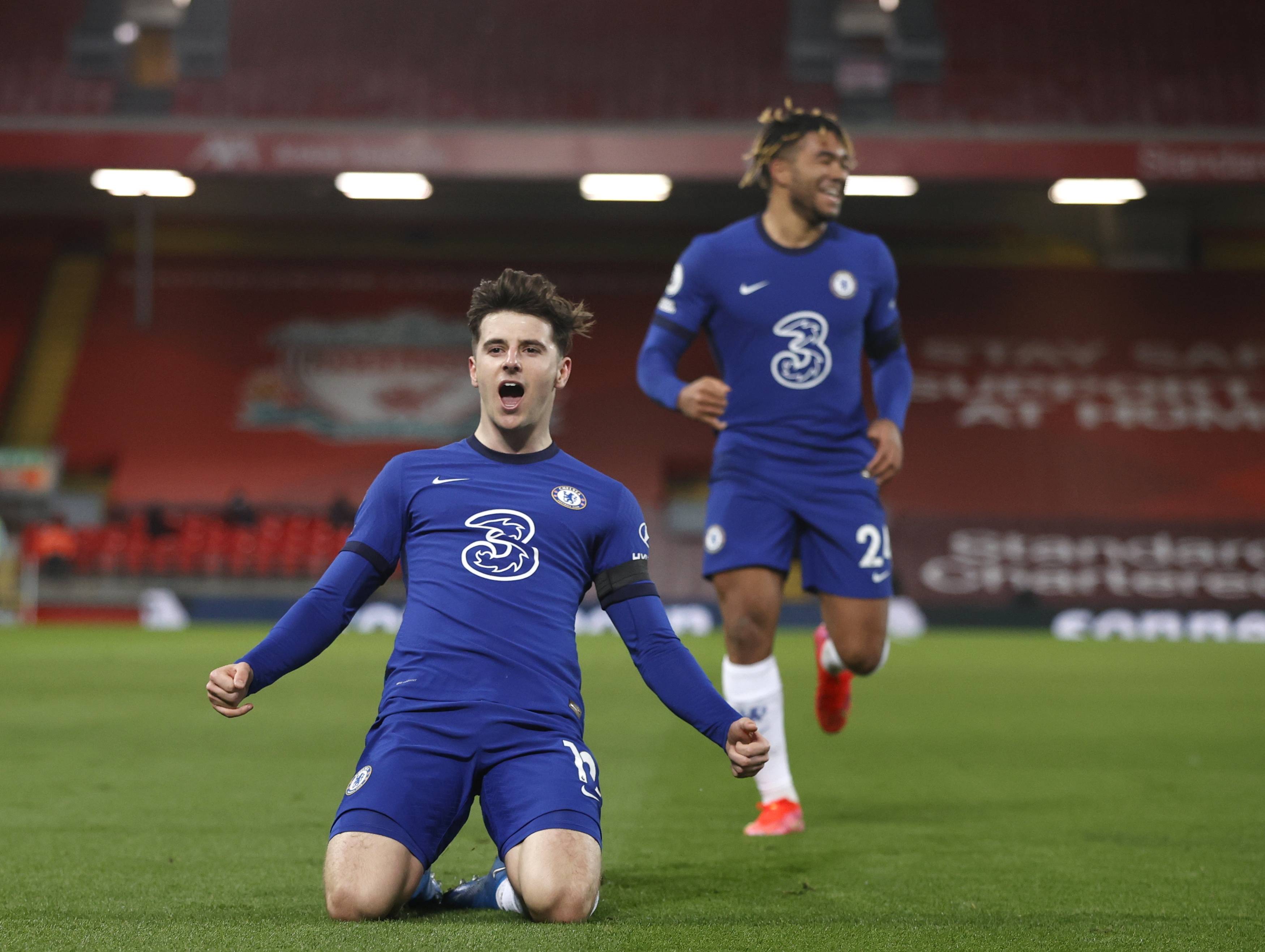 中国好手陈梦轻取奥地利选手 报到半决赛